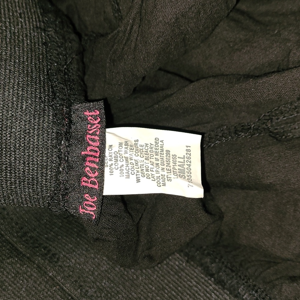 Black skirt - Picture 5 of 5